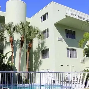Chart House And Marina Motel